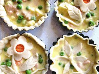 Zdjęcie - Mini tarty  z warzywami i szynką - Przepisy kulinarne ze zdjęciami
