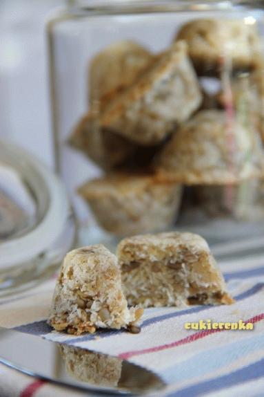Zdjęcie - Mini muffinki z nasion - Przepisy kulinarne ze zdjęciami