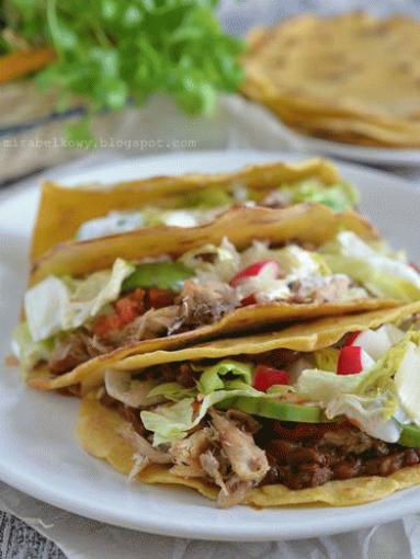 Zdjęcie - Tacos z kurczakiem z Puebla - Przepisy kulinarne ze zdjęciami
