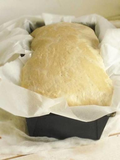 Zdjęcie - Orkiszowy chleb nocny z oliwą - Przepisy kulinarne ze zdjęciami