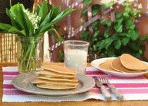 Zdjęcie - Placuszki (pancakes) z kremowym serkiem - Przepisy kulinarne ze zdjęciami