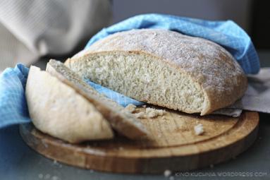 Zdjęcie - Pierwszy chleb - Przepisy kulinarne ze zdjęciami