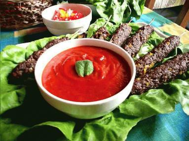 Zdjęcie - Satay z wołowiny z sosem z masła orzechowego - Przepisy kulinarne ze zdjęciami