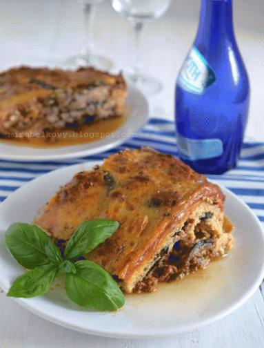 Zdjęcie - Grecka musaka z bakłażanów - Przepisy kulinarne ze zdjęciami