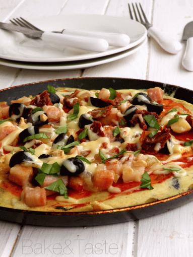 Zdjęcie - Naleśniki a la pizza - Przepisy kulinarne ze zdjęciami