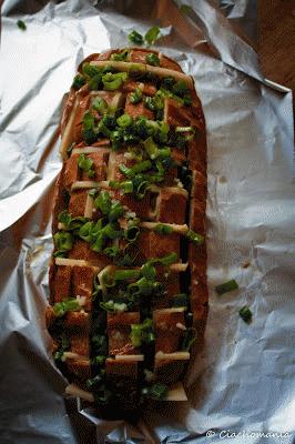 Zdjęcie - Chlebek odrywany z serem - Przepisy kulinarne ze zdjęciami