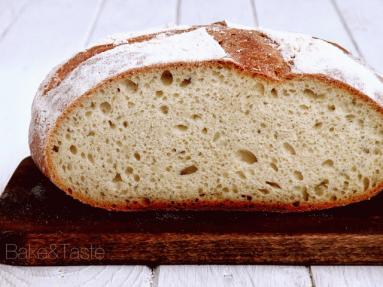 Zdjęcie - Chleb z ricottą na zakwasie - Przepisy kulinarne ze zdjęciami