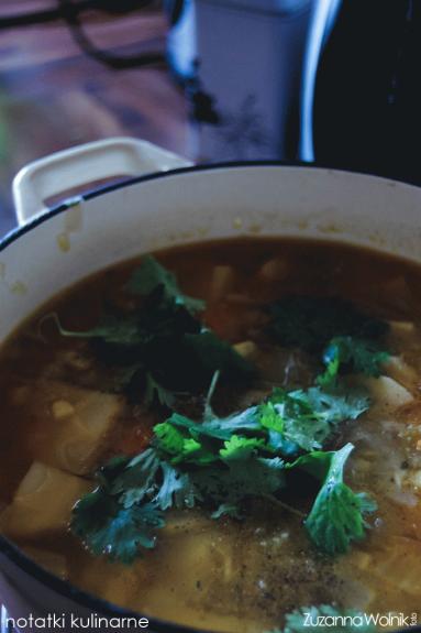 Zdjęcie - Z kuchni Jamiego: Zupa-krem z pietruszki z nutą imbirową - Przepisy kulinarne ze zdjęciami