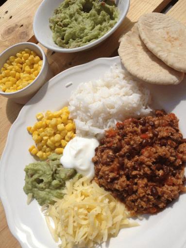 Zdjęcie - chilli con carne podane na dwa sposoby... i klasyczne guacamole - Przepisy kulinarne ze zdjęciami