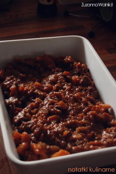 Zdjęcie - Z kuchni Jamiego: Cottage pie z wołowiną i piwem typu ale w tle - Przepisy kulinarne ze zdjęciami