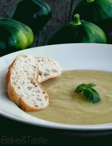 Zdjęcie - Zupa krem z patisonów - Przepisy kulinarne ze zdjęciami