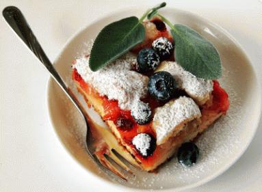 Zdjęcie - Ciasto z owocami - Przepisy kulinarne ze zdjęciami