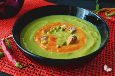 Zdjęcie - Zupa-krem z zielonego groszku i marchewki - Przepisy kulinarne ze zdjęciami