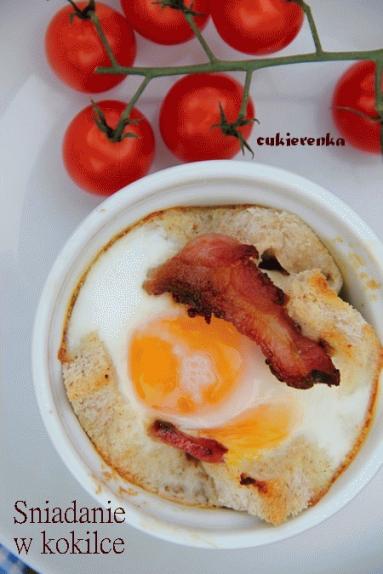 Zdjęcie - Śniadanie w kokilce - Przepisy kulinarne ze zdjęciami