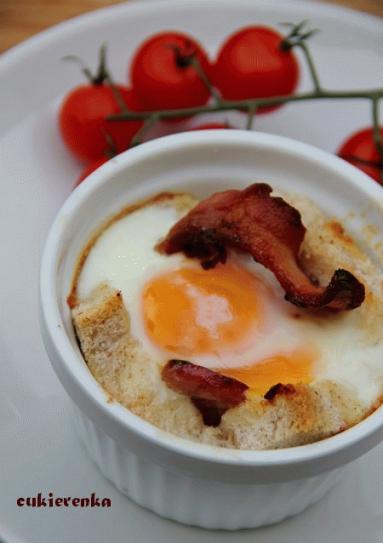 Zdjęcie - Śniadanie w kokilce - Przepisy kulinarne ze zdjęciami