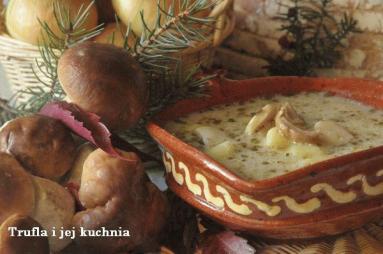 Zdjęcie - Zalewajka z grzybami - Przepisy kulinarne ze zdjęciami