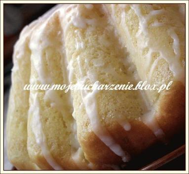 Zdjęcie - Drożdżowa babka z ziemniakami - Przepisy kulinarne ze zdjęciami