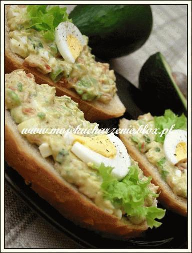 Zdjęcie - Pasta kanapkowa z awokado - Przepisy kulinarne ze zdjęciami