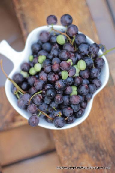 Zdjęcie - Sok z ciemnych winogron - Przepisy kulinarne ze zdjęciami