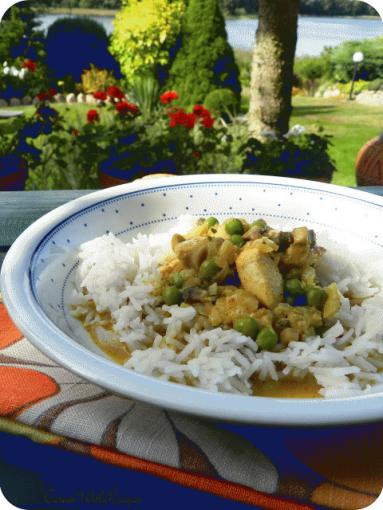 Zdjęcie - Żółte curry z kurczaka na mleku kokosowyn - Przepisy kulinarne ze zdjęciami