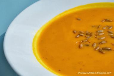 Zdjęcie - Włoska zupa (krem) z dyni z pomarańczą i tymiankiem - Przepisy kulinarne ze zdjęciami