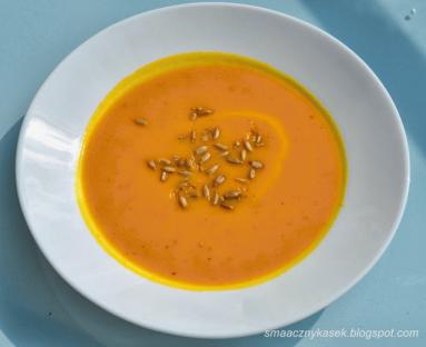 Zdjęcie - Włoska zupa (krem) z dyni z pomarańczą i tymiankiem - Przepisy kulinarne ze zdjęciami