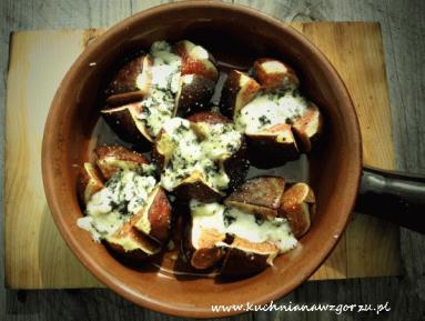 Zdjęcie - Figi pieczone z gorgonzolą - Przepisy kulinarne ze zdjęciami
