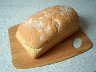 Zdjęcie - Najprostszy z najprostszych: chleb z formy - Przepisy kulinarne ze zdjęciami