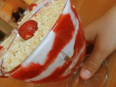 Zdjęcie - Strawberry and oatmeal swirls - Przepisy kulinarne ze zdjęciami