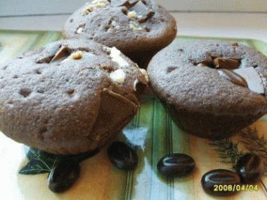 Zdjęcie - Muffinki kakaowe z drobinkami czekolady - Przepisy kulinarne ze zdjęciami