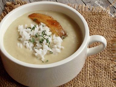 Zdjęcie - Kremowa zupa z selera i gruszek - Przepisy kulinarne ze zdjęciami