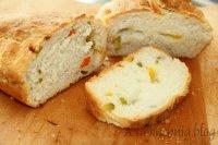 Zdjęcie - Chleb z papryką - Przepisy kulinarne ze zdjęciami