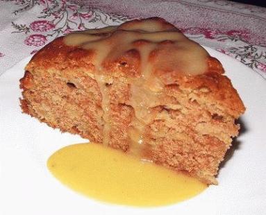 Zdjęcie - Ciasto z jabłkami i ciepłym sosem toffee - Przepisy kulinarne ze zdjęciami