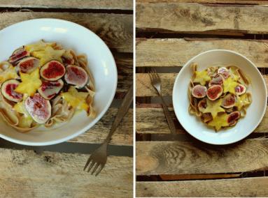 Zdjęcie - Tagliatelle z karambolą, figą i białą czekoladą z wanilią - Przepisy kulinarne ze zdjęciami