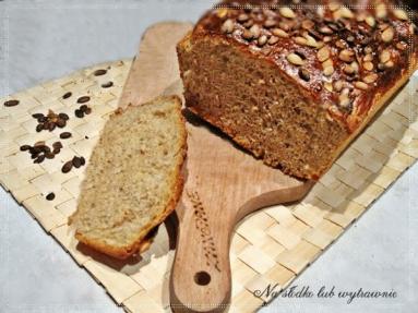 Zdjęcie - Pszenno - orkiszowy chleb z ziarnami - Przepisy kulinarne ze zdjęciami