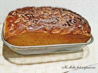 Zdjęcie - Pszenno - orkiszowy chleb z ziarnami - Przepisy kulinarne ze zdjęciami