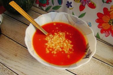 Zdjęcie - Krem pomidorowy z mozzarellą - Przepisy kulinarne ze zdjęciami