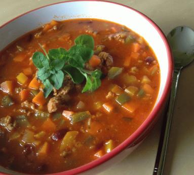 Zdjęcie - samo zdrowie: zupa meksykańska z wołowiną... - Przepisy kulinarne ze zdjęciami