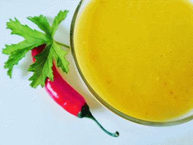 Zdjęcie - Kremowa zupa z kukurydzy z mlekiem kokosowym - Przepisy kulinarne ze zdjęciami