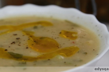 Zdjęcie - Zupa z białych  warzyw - Przepisy kulinarne ze zdjęciami