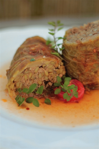 Zdjęcie - Gołąbki z wołowiną i soczewicą - Przepisy kulinarne ze zdjęciami