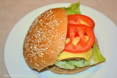 Zdjęcie - "Zdrowa" wersja bułek do hamburgerów - Przepisy kulinarne ze zdjęciami