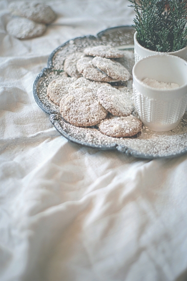 Zdjęcie - Białe ciasteczka piernikowe - Przepisy kulinarne ze zdjęciami