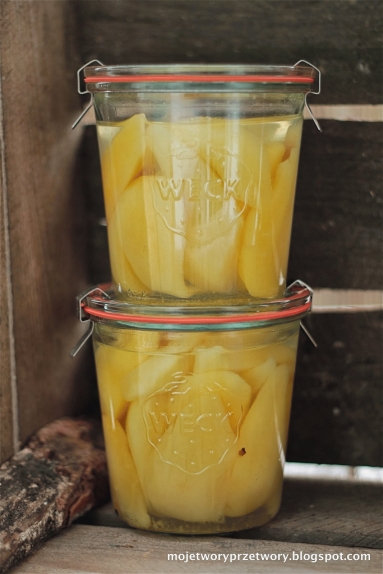 Zdjęcie - Gruszki w waniliowym syropie na zimę - Przepisy kulinarne ze zdjęciami
