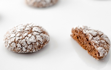 Zdjęcie - Spękane ciasteczka czekoladowe - Przepisy kulinarne ze zdjęciami