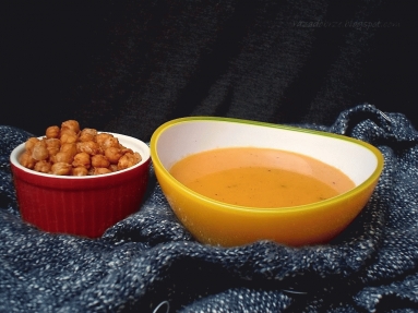 Zdjęcie - Krem z marchewki z chrupiącą wkładką. Nie tylko na huragan - Przepisy kulinarne ze zdjęciami