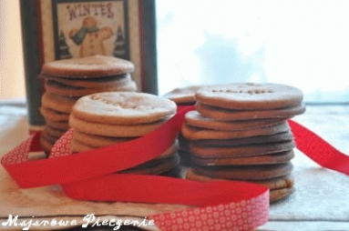 Zdjęcie - Miodowe ciasteczka z przyprawami korzennymi - Przepisy kulinarne ze zdjęciami