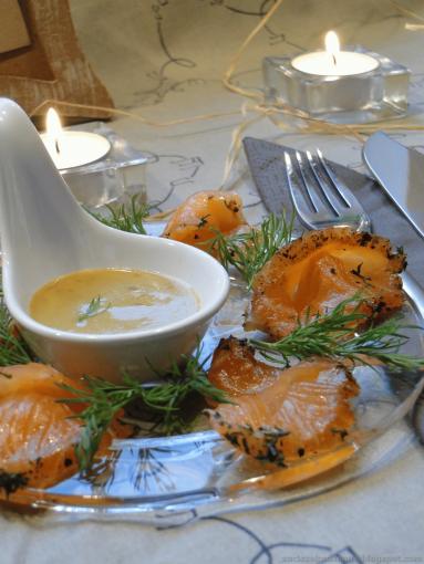 Zdjęcie - Gravlax z łososia - Przepisy kulinarne ze zdjęciami