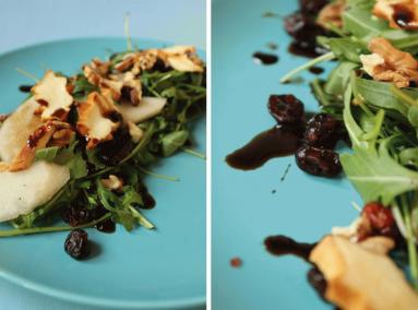 Zdjęcie - Sałatka z żurawiną i oscypkiem - Przepisy kulinarne ze zdjęciami