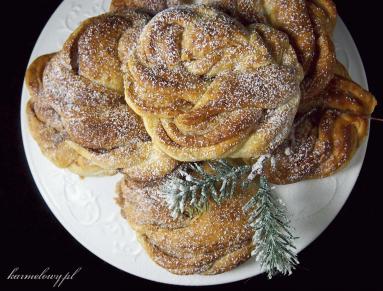 Zdjęcie - Drożdżowe wieńce cynamonowe/Cinnamon wreaths - Przepisy kulinarne ze zdjęciami